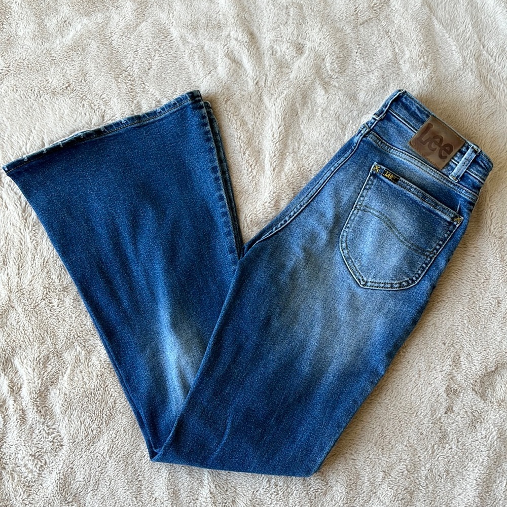 Lee high rise, flare jeans